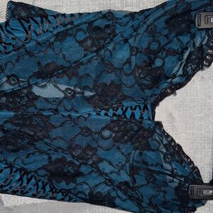 Victoria's Secret Lace Bra in Black and Teal